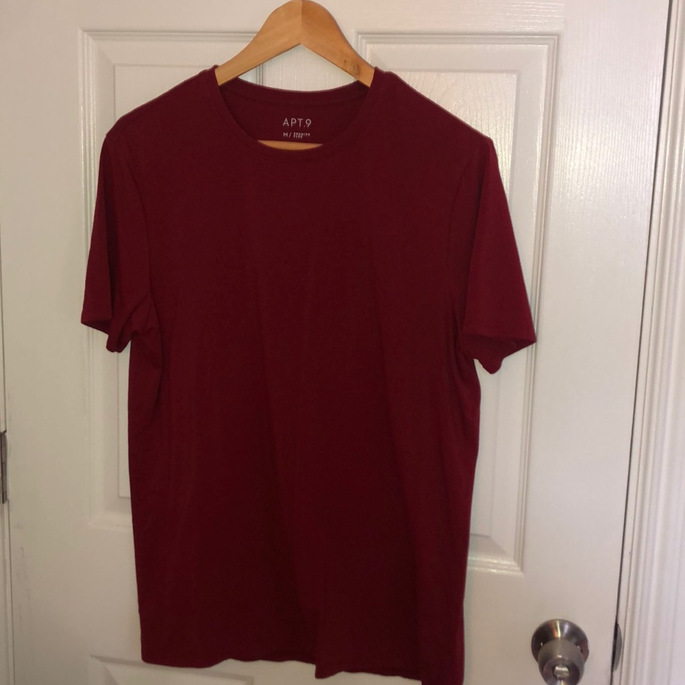 Boys red T-shirt Apt 9 sz M